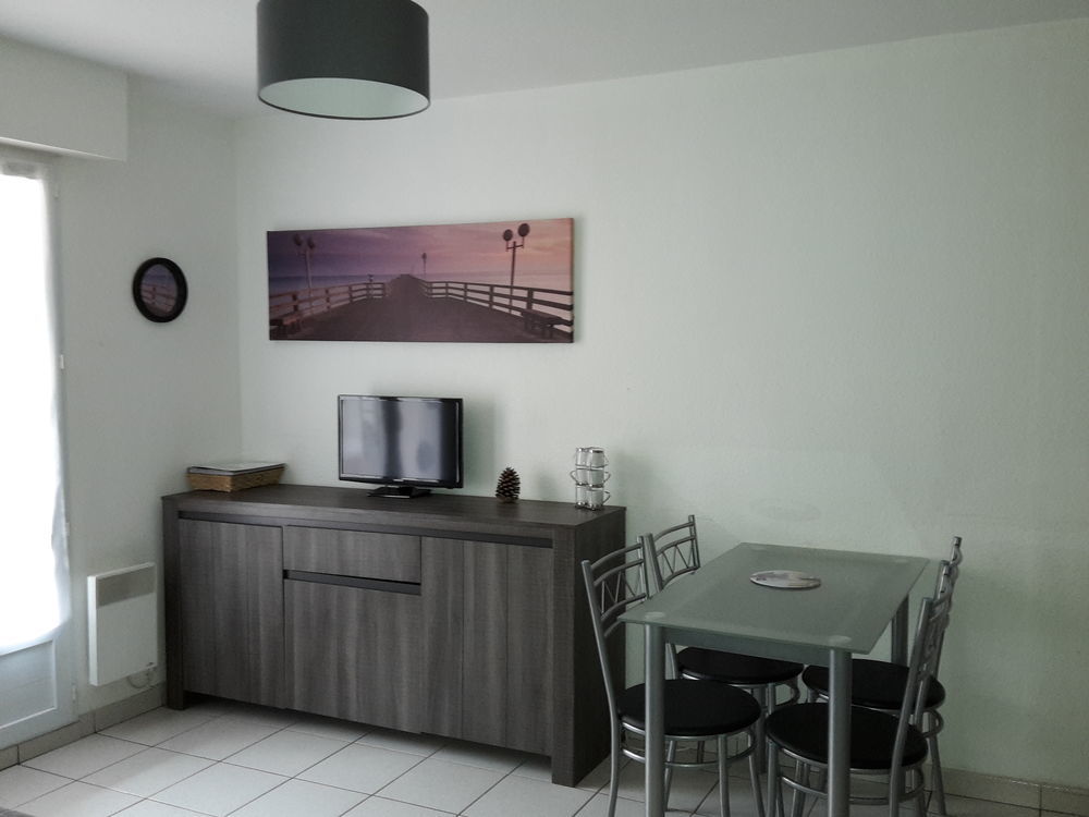   Appartement en rez de chaussée avec terrasse à 50m de l'océa Pays de la Loire, Les Sables-d'Olonne (85100)