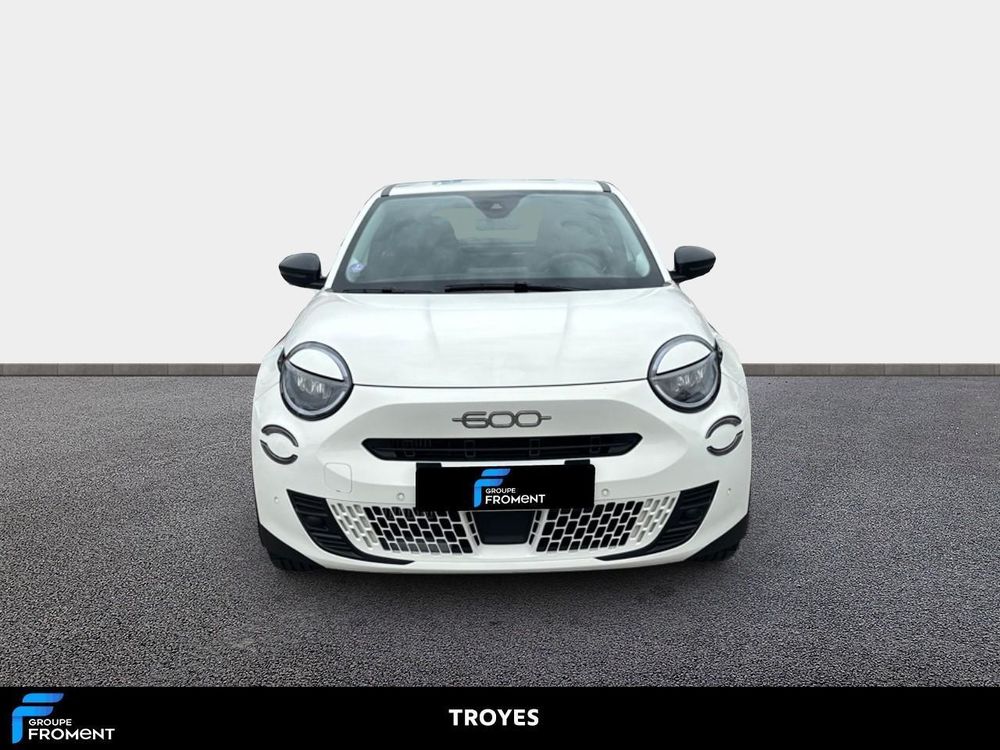 Fiat 600 1.2 Hybrid 100ch DCT6 2024 occasion 10600 La Chapelle-Saint-Luc