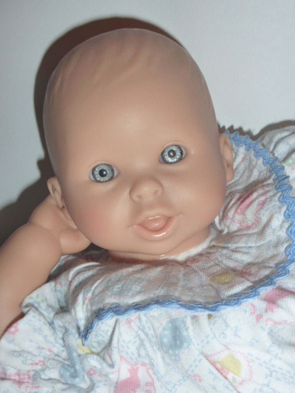 Corolle poup&eacute;e b&eacute;b&eacute; calin rieur 1995 95-9-F14 Jeux / jouets