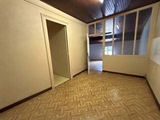  Immeuble à vendre 150 m² Tenay