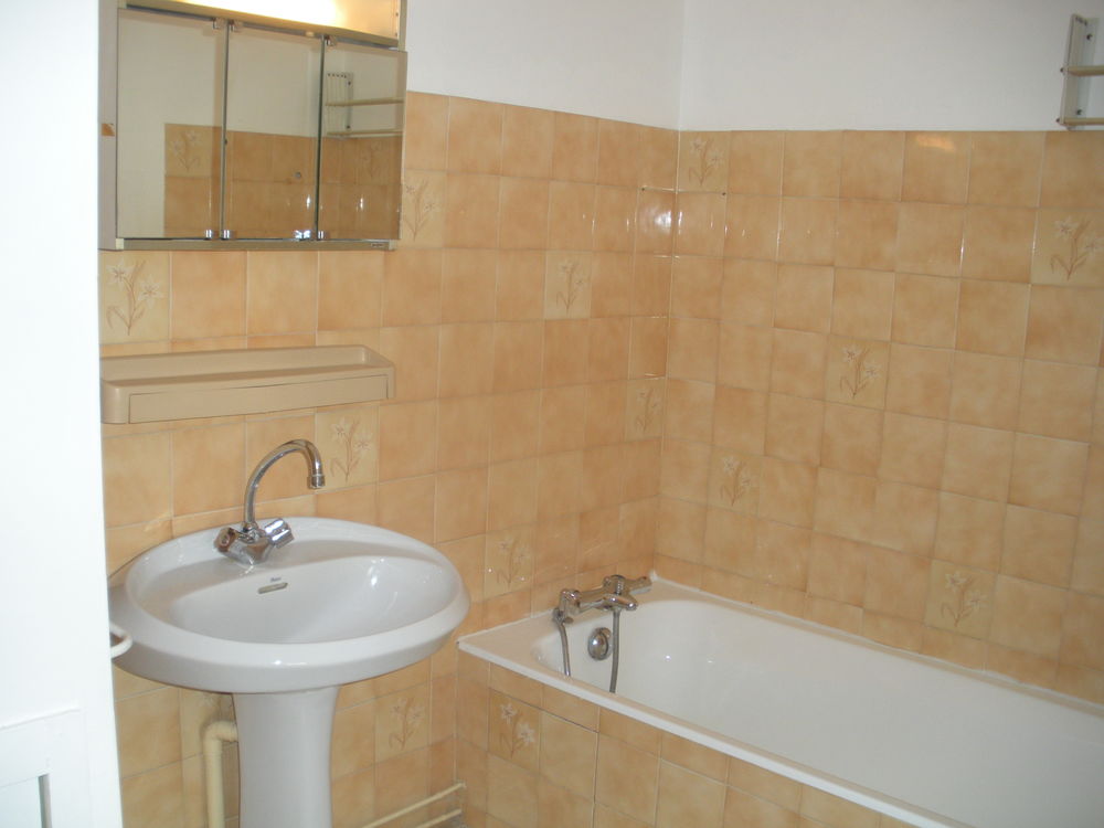 Location Appartement Proximité Gare Lyon Part Dieu et face centre commercial Part Dieu Lyon 3