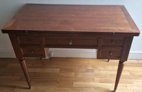 bureau en acajou style Louis XVI 160 Le Petit Clamart (92)