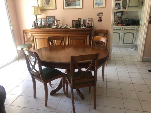 Salle � manger; buffet et table (avec deux rallonges) 500 La Baule-Escoublac (44)