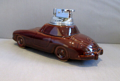 Quatre cendriers briquets Mercedes  (Troc possible) 137 Saint-�lix-le-Ch�teau (31)