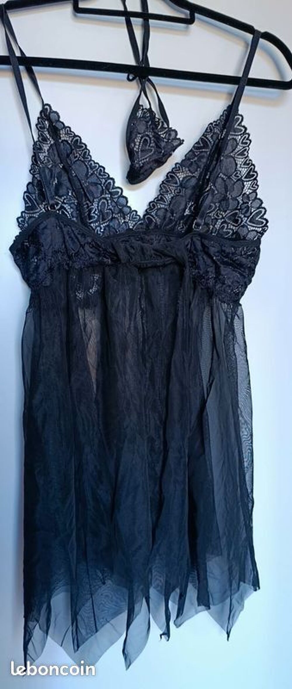 Nuisette Transparente et String Vêtements