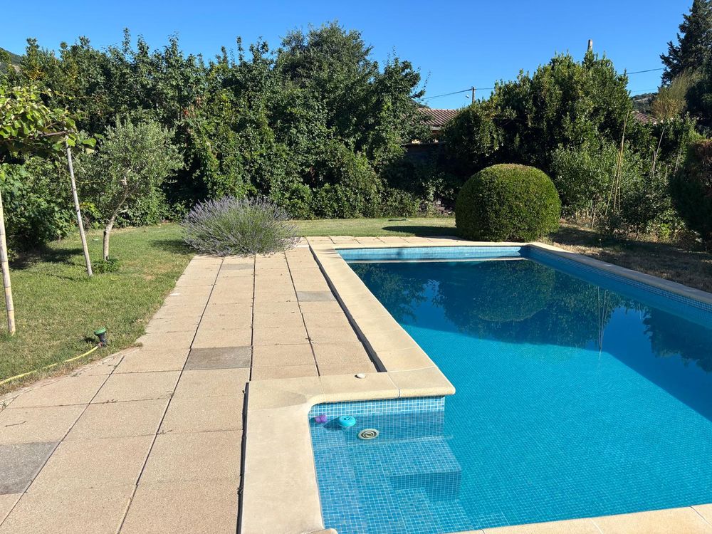 Vente Maison Maison avec piscine, terrasses et jardin au Salagou. Octon