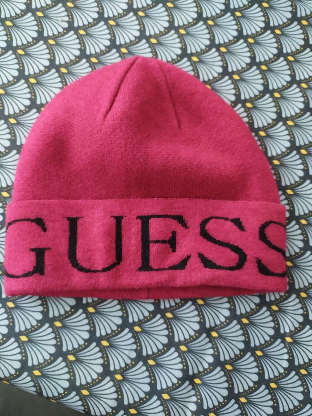 Bonnet guess femme new arrivals