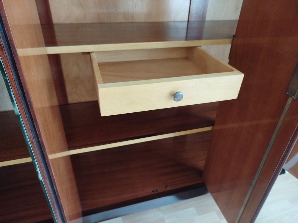 Grande armoire en bois de palissandre (TBE) Meubles