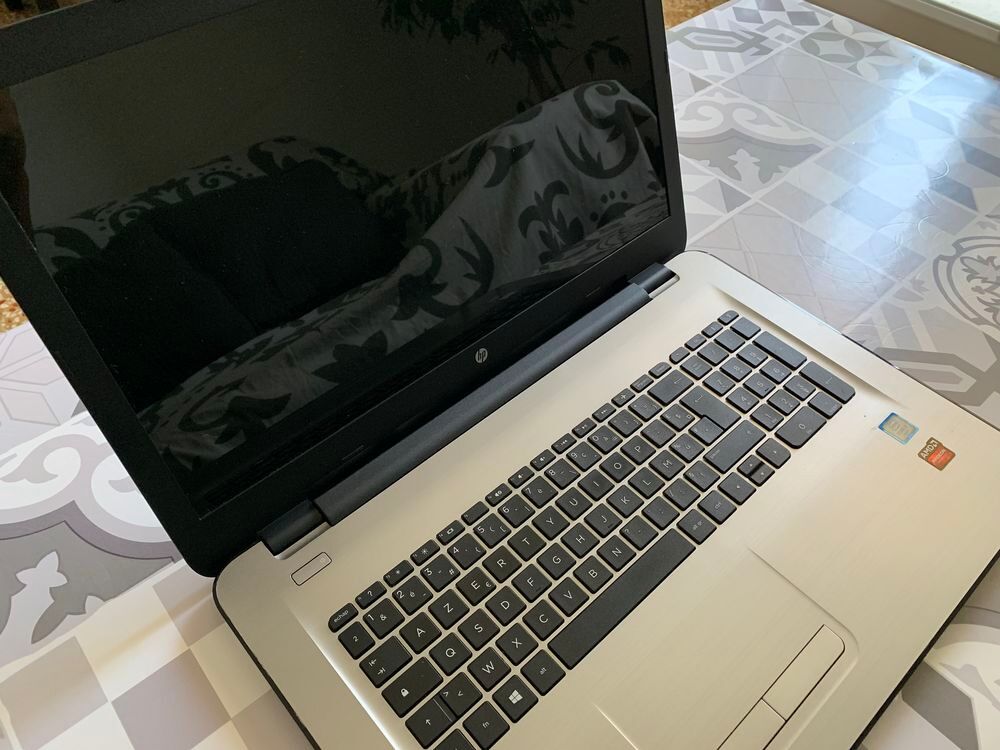 Pc portable hp 17-x054nf Matériel informatique