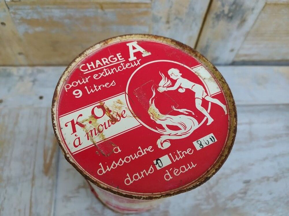 Boite Publicitaire Recharge Extincteur Knock-Out Pompier 
