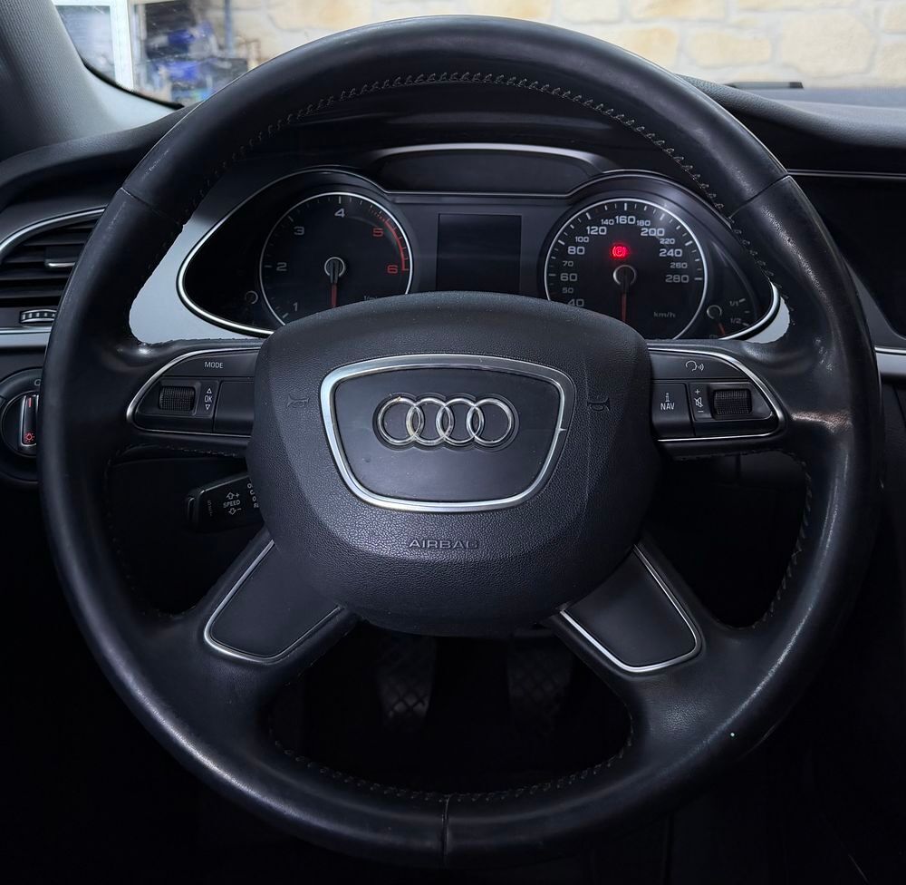 A4 Avant 2.0 TDI 136 Ultra Clean Diesel Attraction 2014 occasion 81000 Albi