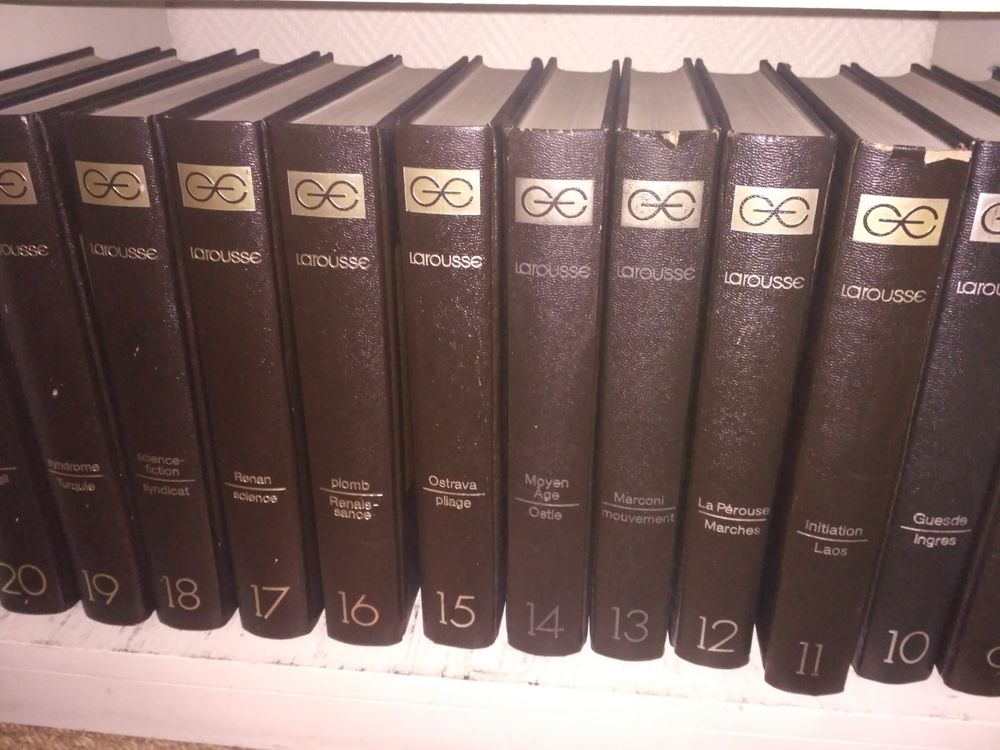 Encyclop&eacute;die Larousse Livres et BD
