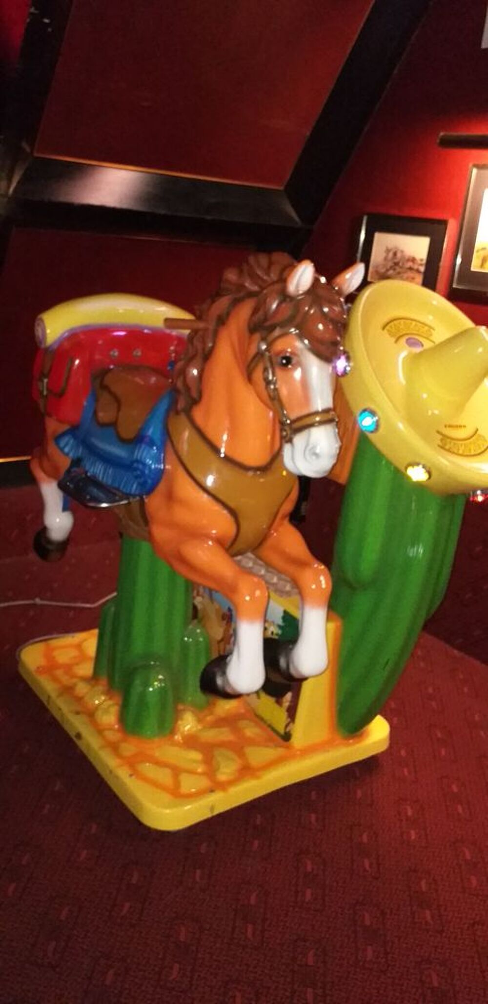 Recherche tous jeux de bar caf&eacute; avec monnayeur. Jeux / jouets