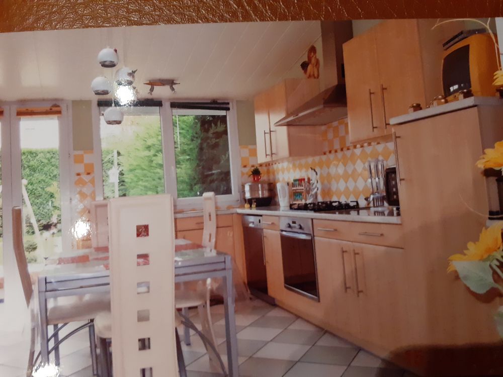 Maison 6 pièces 121 m² · à Cholet · 121 m² · 180 000 €