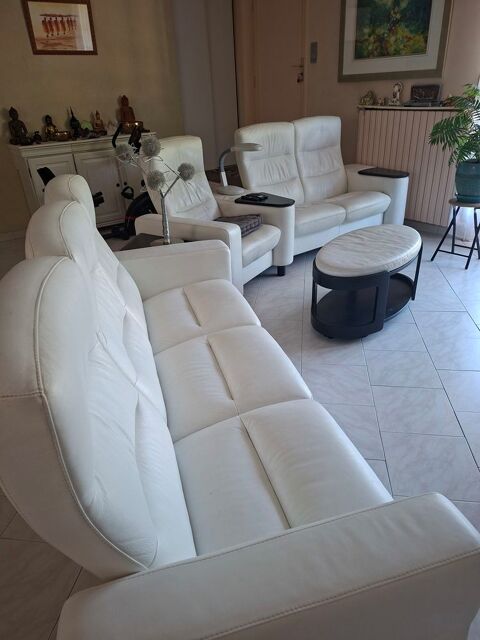 Canapé cuir blanc 5 places STRESSLESS Saint-Rambert-en-Bugey (01)