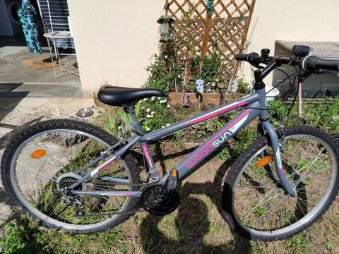 VTC VTT FEMME TRS BON TAT 120 Commelle-Vernay (42)