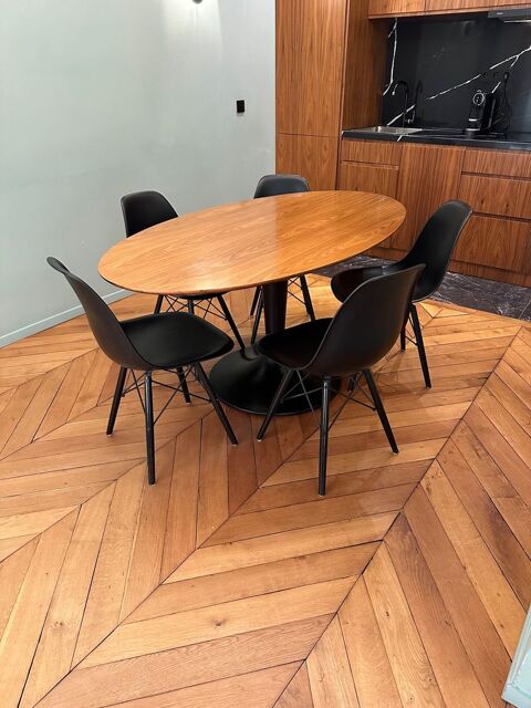 Table de salle a manger et chaises Paris 8 (75)