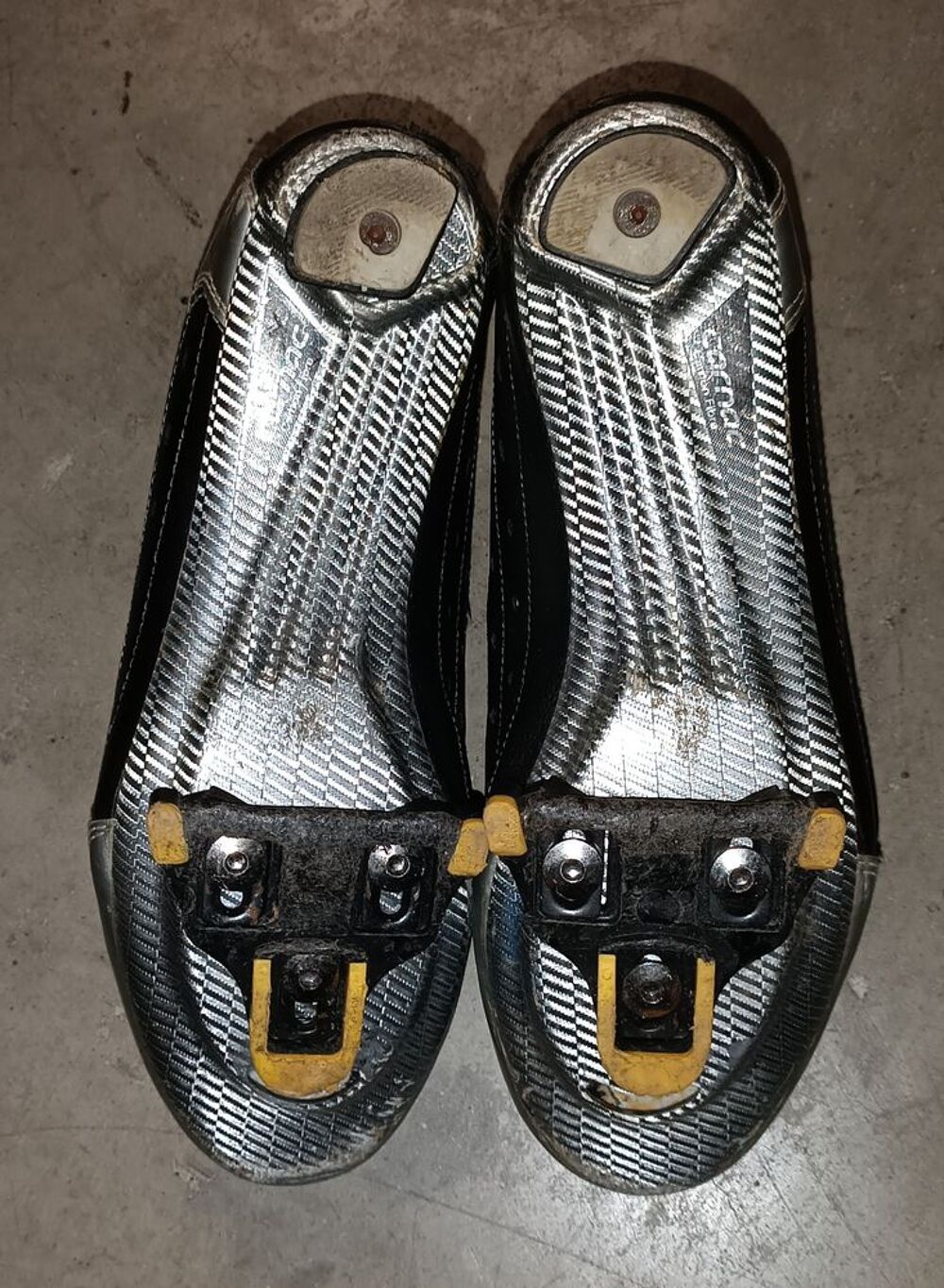 VELO COURSE VITUS 787 FUTURAL TRES BEL ET BON ETAT Sports