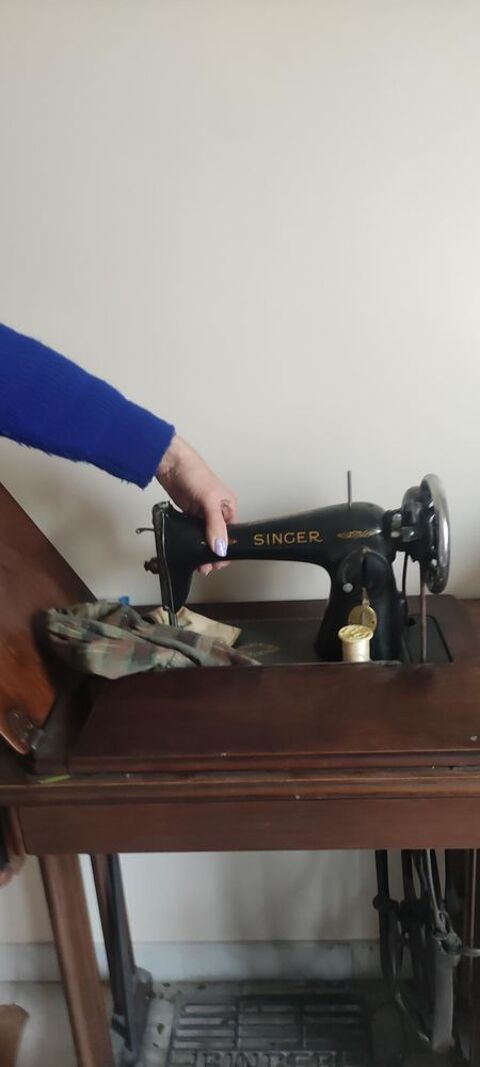 machine  coudre signer 0 Nice (06)