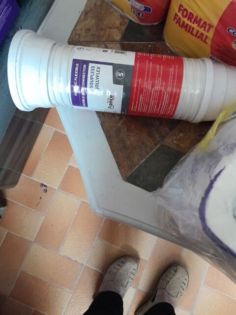 pip� pour toilettes jamais servie dans son emballage d origine erreur de dimensions 30 Lavelanet (09)