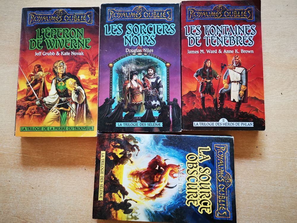 Livres aventures "Les royaumes oubli&eacute;s", Fleuve Noir Livres et BD