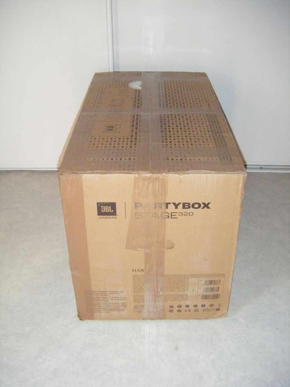 1 Enceinte sono portable JBL PartyBox Stage 320 Noire NEUVE Audio et hifi