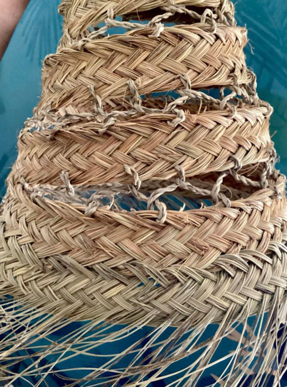 Lustre en fibres naturelles
Décoration