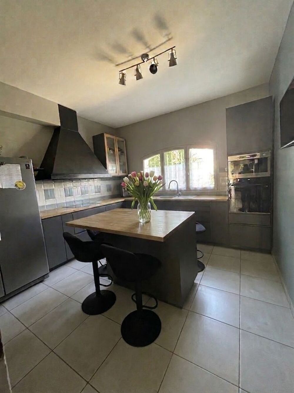 Vente Maison Maison  aux beaux volumes  ? 4 grandes chambres ? garage ? Perpignan