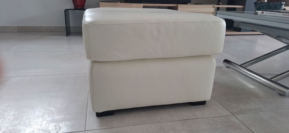 POUF en cuir blanc Meubles