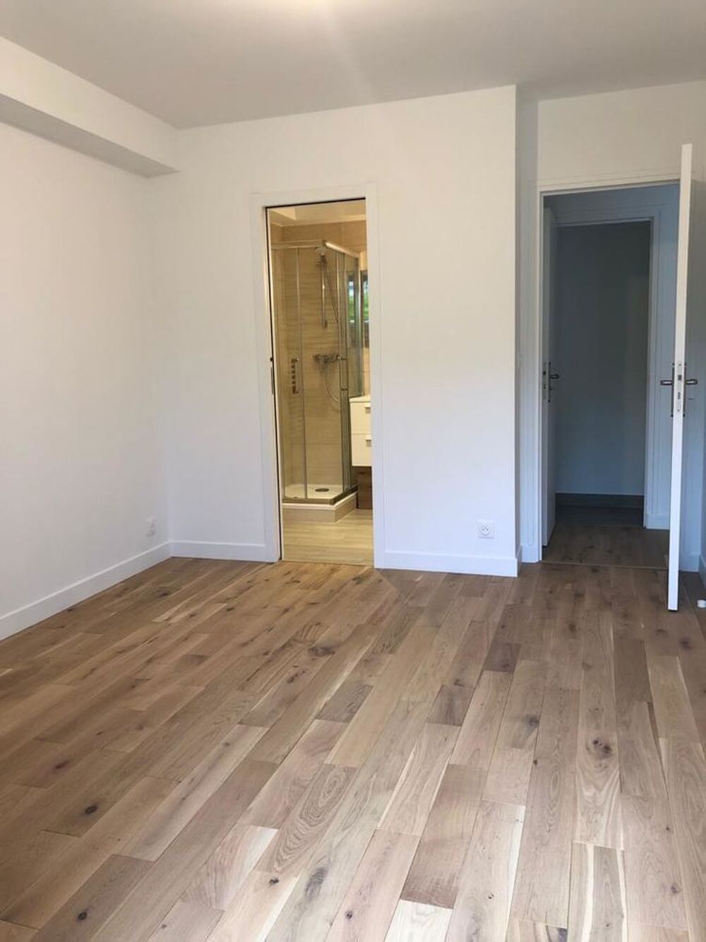 Location Appartement appartement type F2 avec terrasse Paris 15