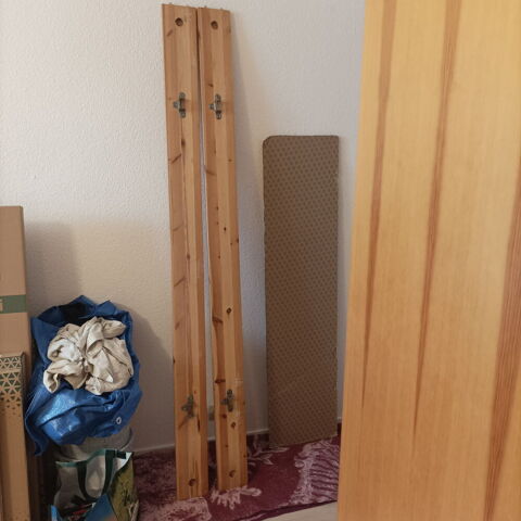 CHAMBRE EN PIN VERNIE NATUREL 300 Mont-Dore (63)