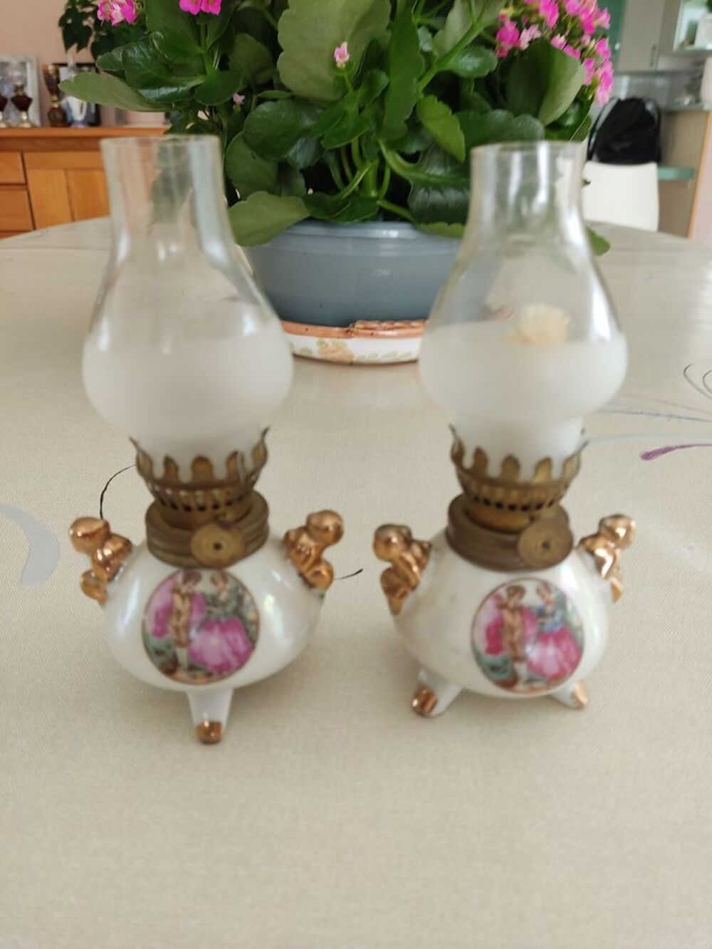 petite lampe &agrave; p&eacute;trole Décoration