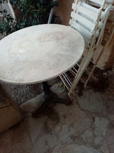 table et 4 chaises de bar  a la parisienne 150 Lucciana (20)