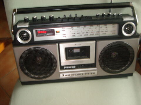 Radio cassette portable PRESTIGE BOX  2 x 2W 70 Fontenay-le-Fleury (78)