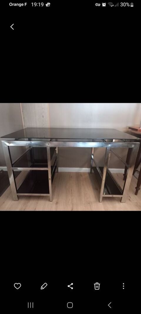 Grand Bureau Verre Tremp  et Aluminium 150 Nmes (30)