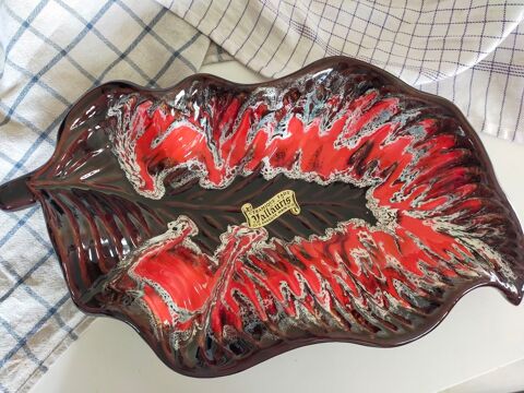 Tr�s grand plat en Forme de Feuille de banane Vallauris Fran 70 Savigny-sur-Orge (91)