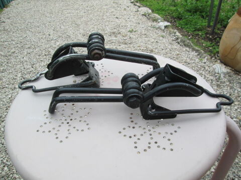 Accroche volets  en acier 12 Marseille 9 (13)