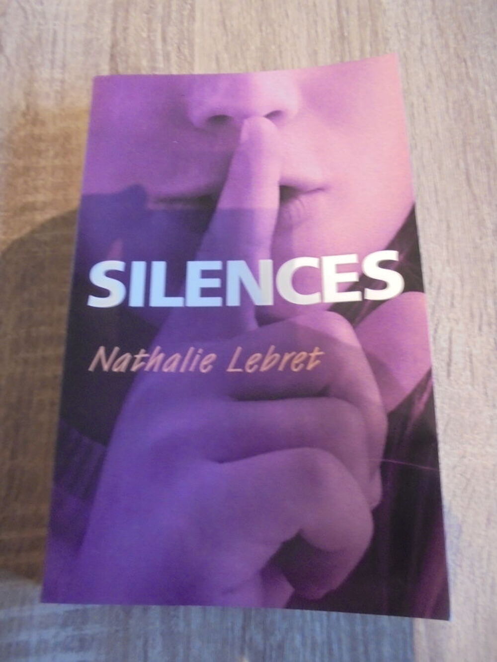 Silences (87) Livres et BD