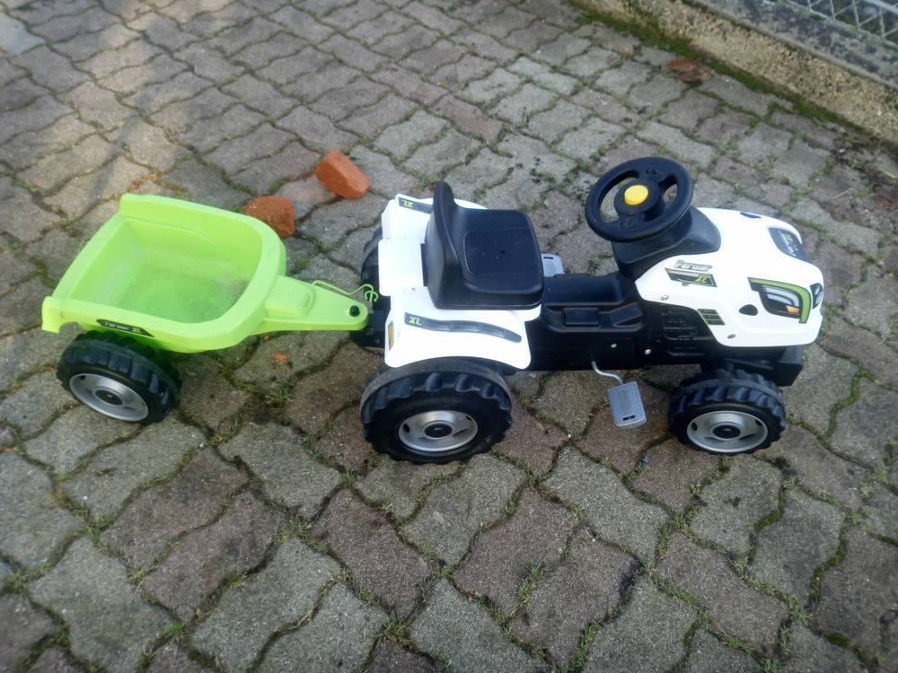 Tracteur a pedal Jardin