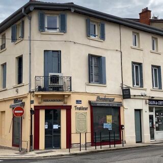  Appartement à louer 3 pièces 55 m²