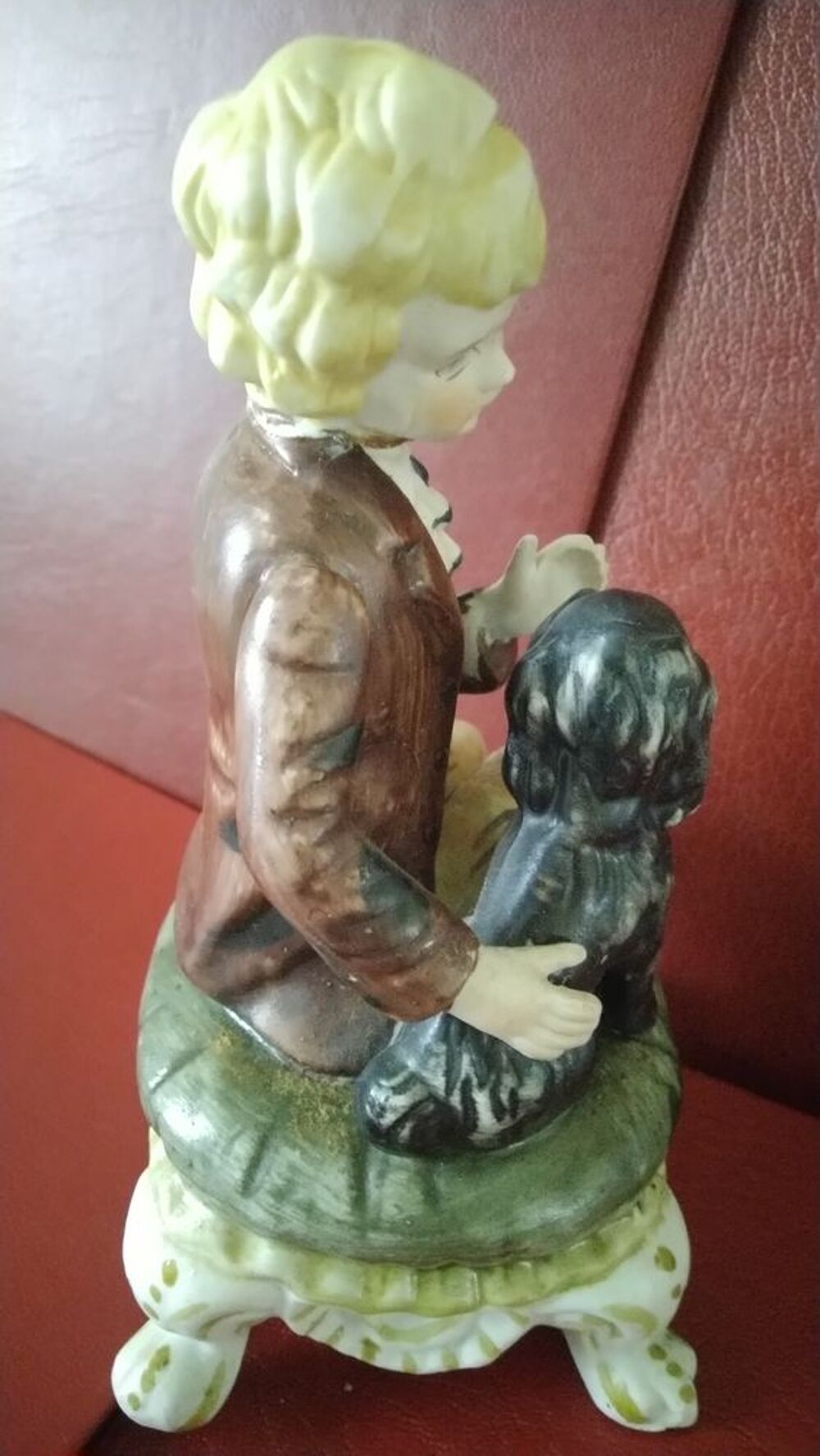 Figurine gar&ccedil;on en porcelaine Dcoration