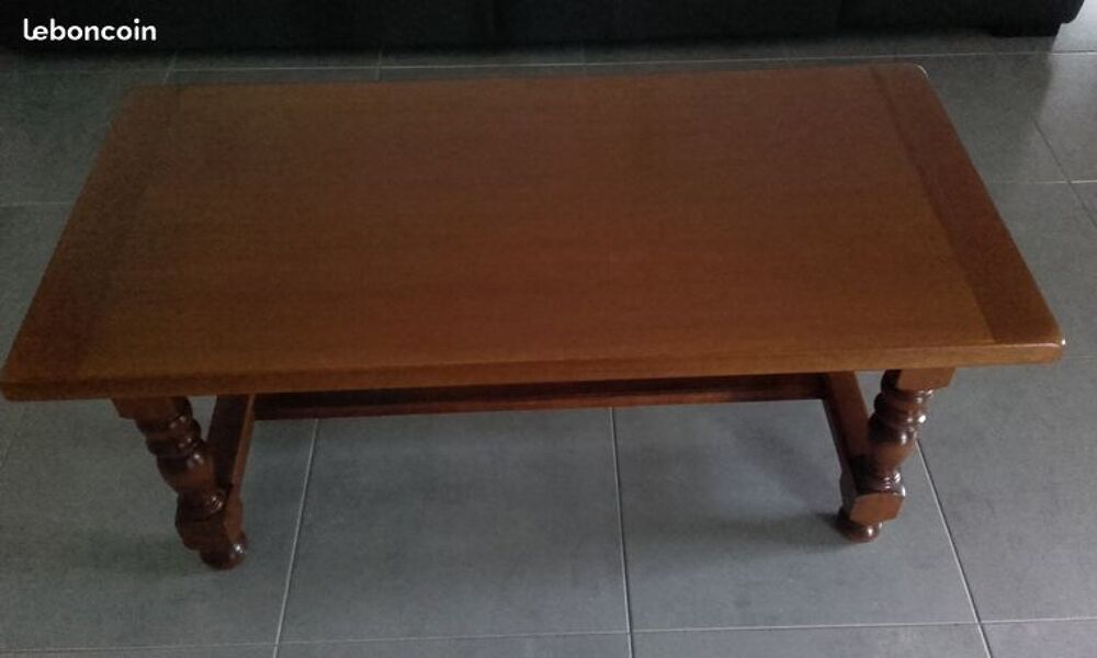 Table de salon
Meubles