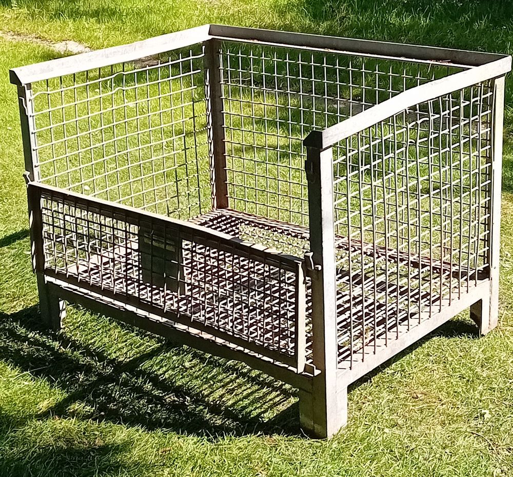 conteneur grillag&eacute; Bricolage