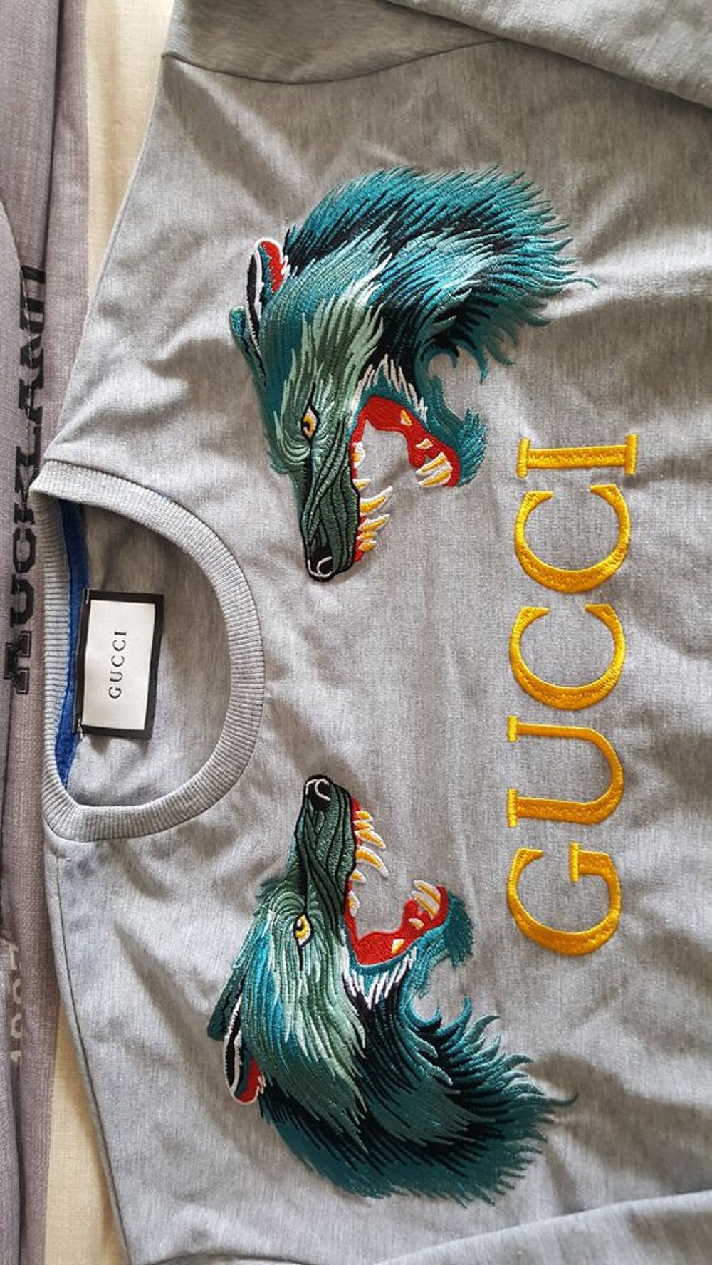 Sweat shirt gucci imprim&eacute; t&ecirc;te de loup taille xxl neuf authe Vêtements
