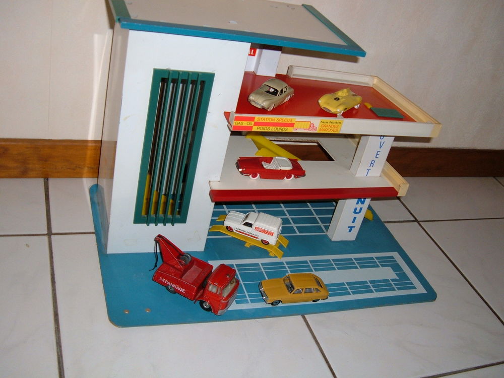 TRAINS &amp; JOUETS anciens 1950/60/70 