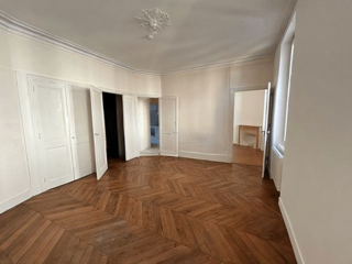  Appartement à louer 2 pièces 43 m²