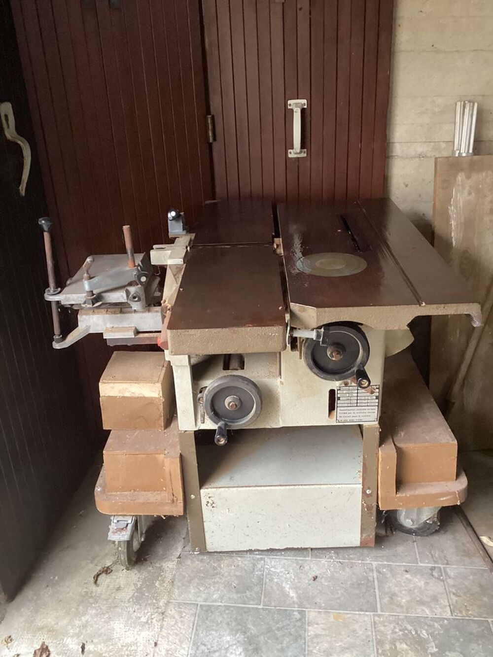 Machine a bois Lurem 
Scie deguau toupie Bricolage