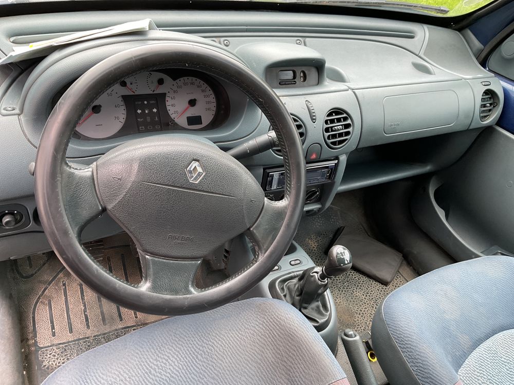 Kangoo Renault 1.4 Free World 2001 occasion 44320 Saint-P&egrave;re-en-Retz