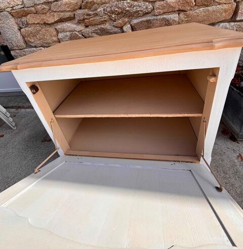 Meuble ancien rénové blanc et bois Style moderne Plaintel (22)