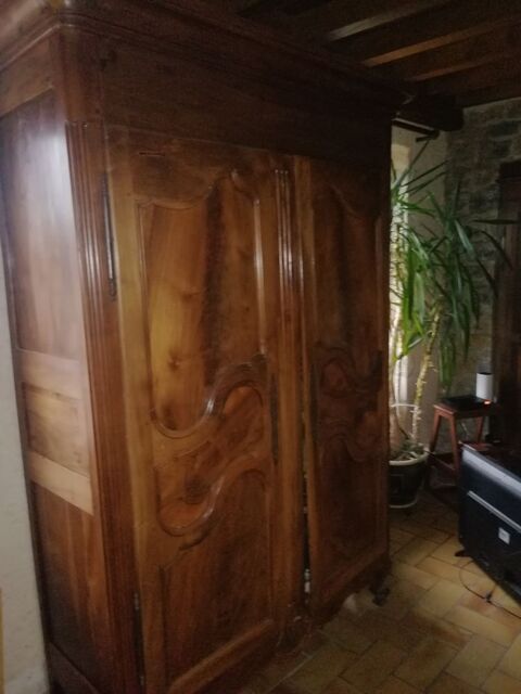 ARMOIRE ANCIENNE CHENE MASSIF 0 Moroges (71)